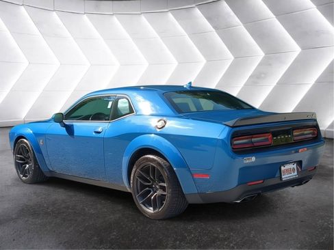 Used 2022 Dodge Challenger R/T Scat Pack RWD image 5