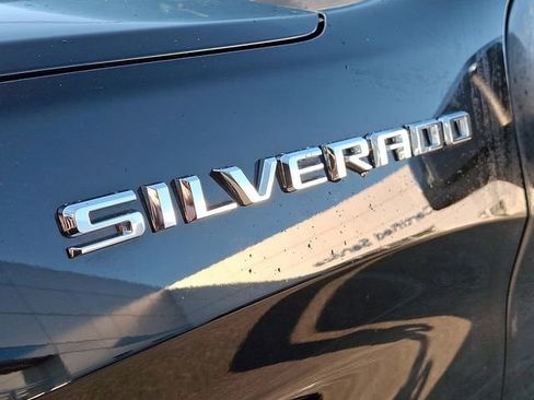 Used 2022 Chevrolet Silverado 1500 LT image 40