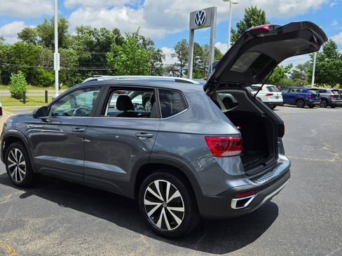 Certified 2022 Volkswagen Taos SE AWD/4WD image 59