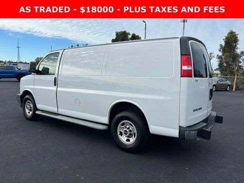 Used 2020 GMC Savana 2500 w/ Driver Convenience Package image 4