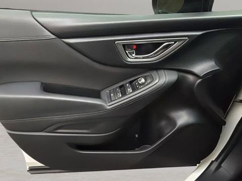 Used 2019 Subaru Forester Premium image 17