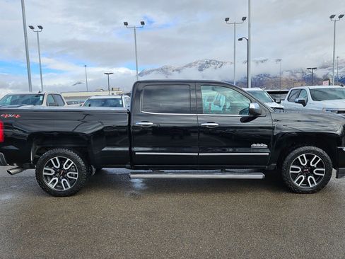 Used 2018 Chevrolet Silverado 1500 High Country image 2