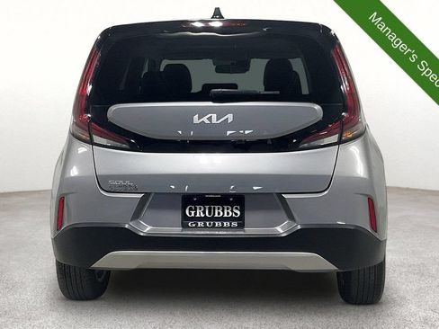 Used 2025 Kia Soul LX w/ LX Technology Package FWD image 5