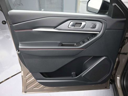 New 2026 Ford Explorer ST-Line w/ ST-Line Street Pack image 24