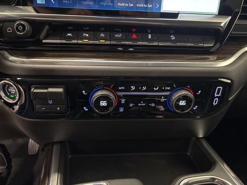 New 2026 Chevrolet Silverado 1500 LT Trail Boss w/ LT Trail Boss Premium Package AWD/4WD image 28