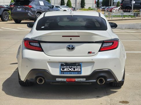 Used 2024 Toyota GR86 Premium RWD image 6