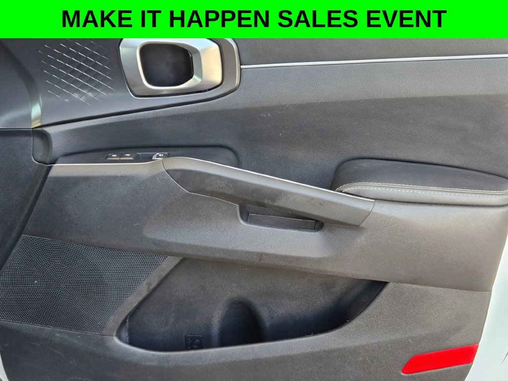 Used 2023 Kia Sorento LX AWD/4WD image 29