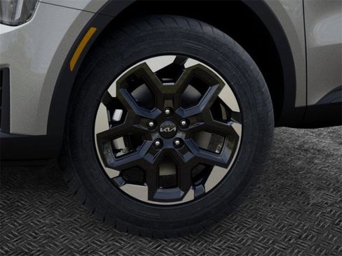 New 2026 Kia Sorento S w/ S Panoramic Sunroof Package image 9