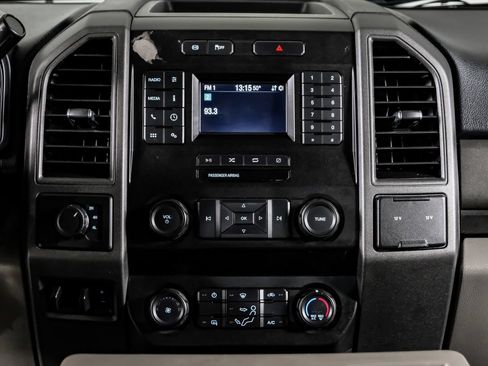 Used 2021 Ford F550 4x4 Crew Cab Super Duty w/ Power Equipment Group image 22