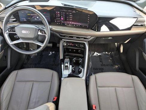 Certified 2025 Audi Q5 Premium Plus w/ Premium Plus image 15