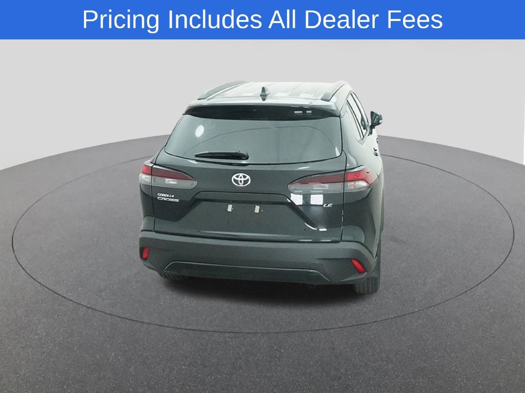 New 2026 Toyota Corolla Cross LE w/ Moonroof Package FWD image 7