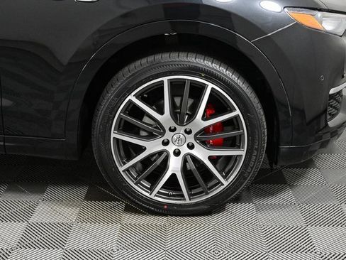 Used 2022 Maserati Levante GT image 38