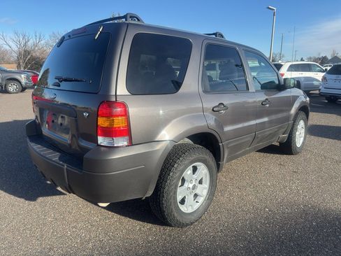 Used 2006 Ford Escape XLT image 6