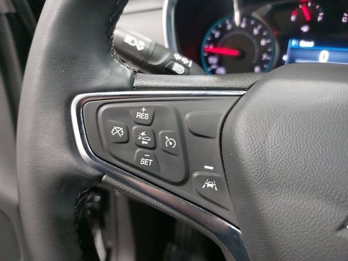 Used 2023 Chevrolet Equinox LT w/ Driver Convenience Package image 17