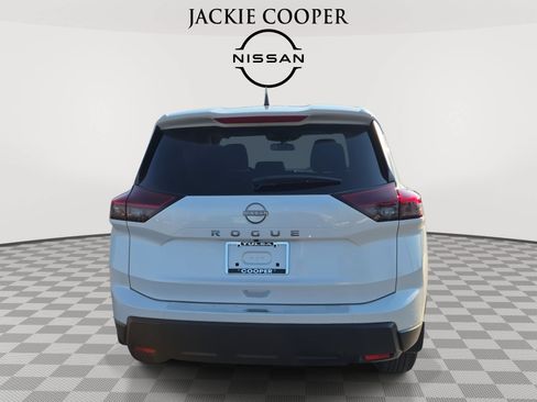 New 2026 Nissan Rogue SV w/ Cold Weather Package FWD image 6