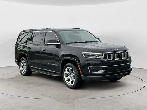 Used 2022 Jeep Wagoneer Series I w/ Convenience Group I AWD/4WD image 3