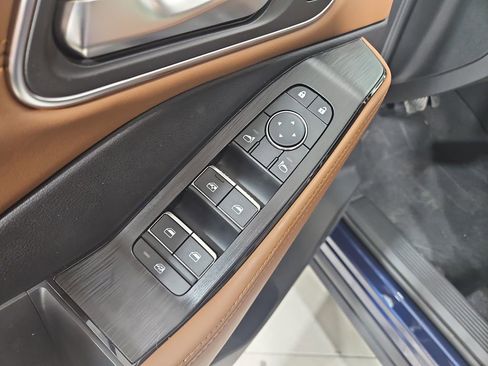 New 2026 Nissan Rogue Platinum AWD/4WD image 11