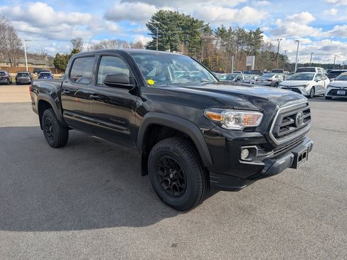 Used 2023 Toyota Tacoma SR5 image 8