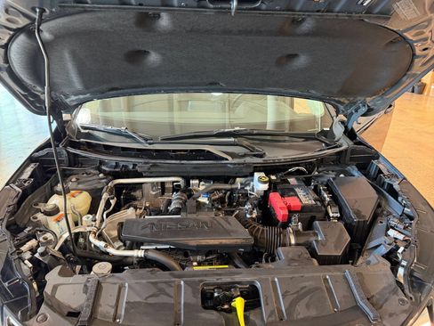 Used 2026 Nissan Rogue SV AWD/4WD image 33