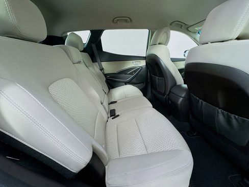 Used 2018 Hyundai Santa Fe Sport w/ 2.4L Value Package 02 FWD image 32