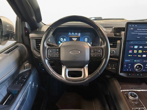 Used 2023 Ford Expedition Max Platinum AWD/4WD image 12