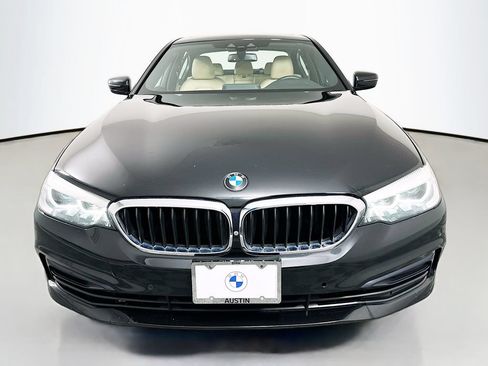Used 2020 BMW 530i w/ Convenience Package RWD image 2