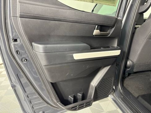 Used 2024 Toyota Tacoma TRD Off-Road image 32