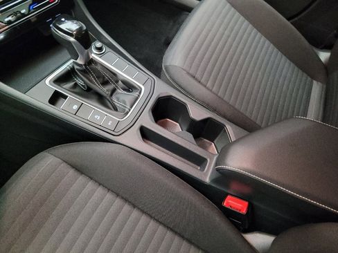 Used 2025 Volkswagen Jetta S image 26