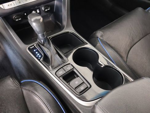 Used 2019 Hyundai Sonata Limited w/ Cargo Package FWD image 9