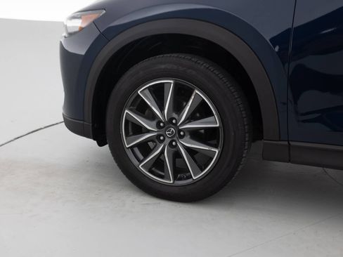 Used 2018 MAZDA CX-5 Touring w/ Preferred Equipment Package AWD/4WD image 18