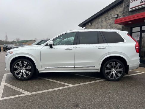 Used 2021 Volvo XC90 T6 Inscription w/ Advanced Package image 7