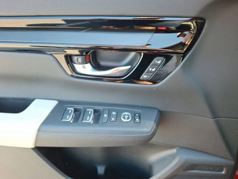 Used 2025 Honda CR-V EX-L image 14