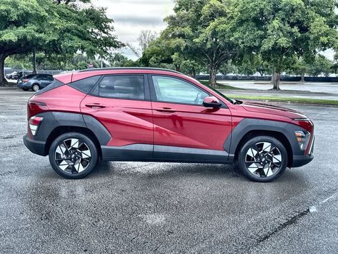 Used 2024 Hyundai Kona SEL w/ Convenience Package FWD image 9