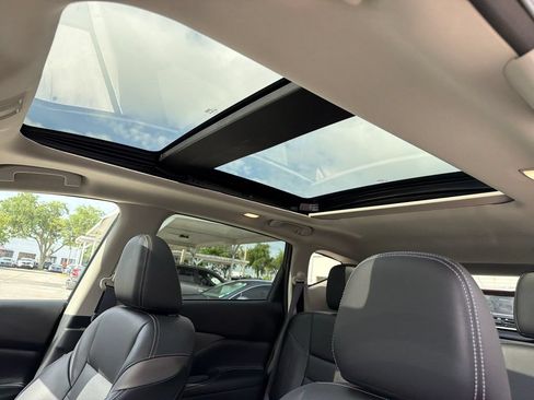 Certified 2024 Nissan Murano SL FWD image 17