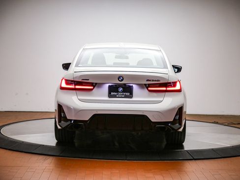 Used 2025 BMW M340i xDrive AWD/4WD image 3