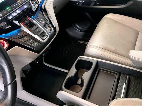 Used 2022 Honda Odyssey Touring image 13