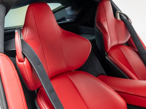 Used 2012 Lexus LFA RWD image 86