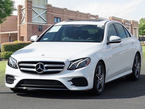 Certified 2017 Mercedes-Benz E 300 image 4