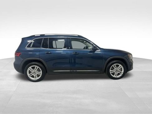Certified 2021 Mercedes-Benz GLB 250 4MATIC image 4