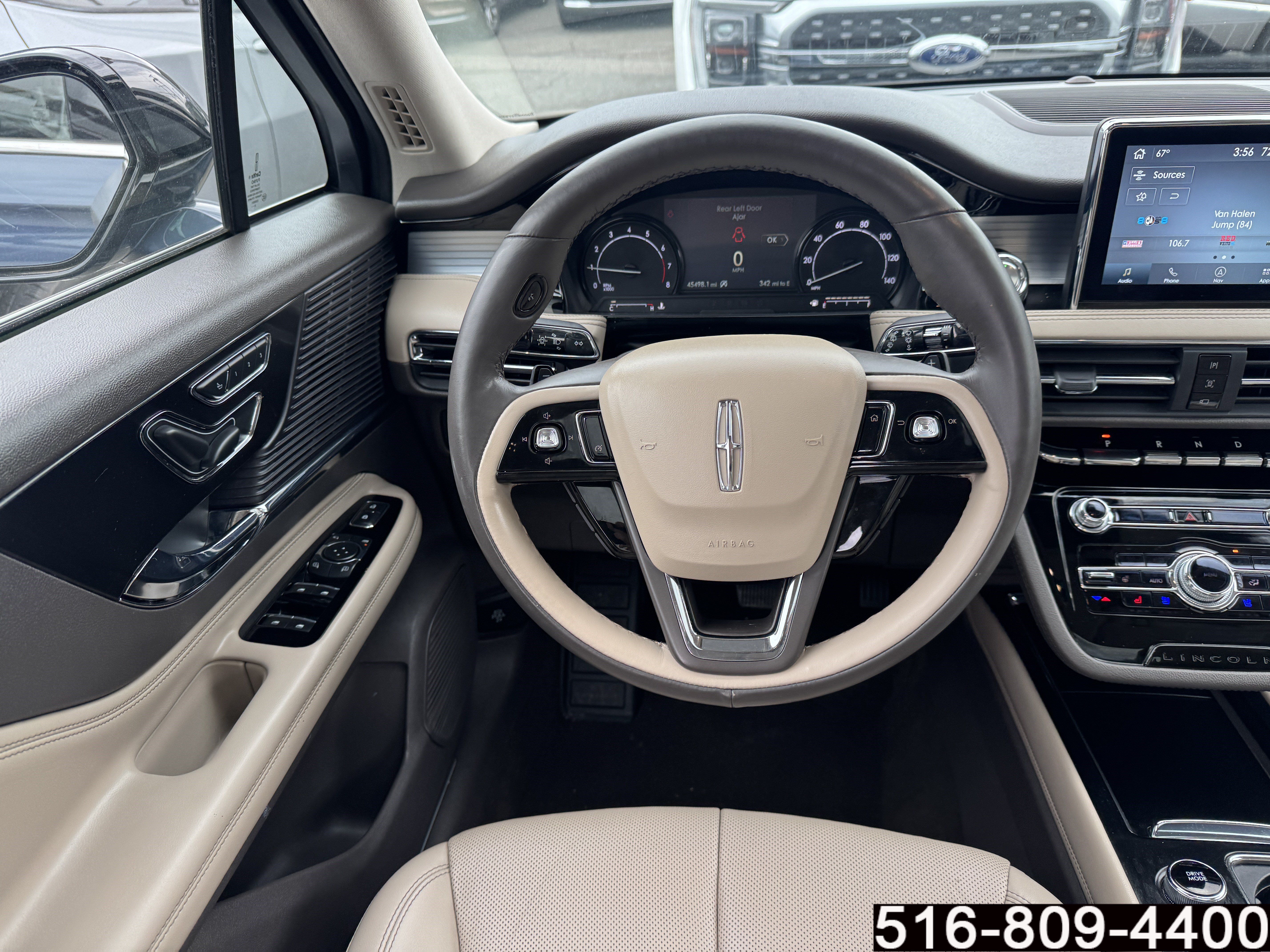 Used 2022 Lincoln Corsair AWD w/ Premium Package image 13