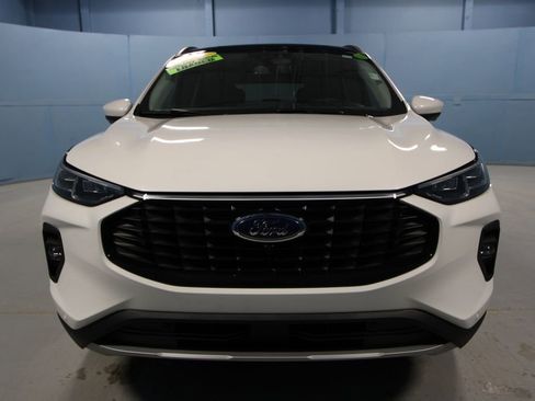 Used 2026 Ford Escape SE w/ PHEV Premium Package image 26