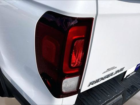 Used 2020 Honda Ridgeline RTL-E image 23