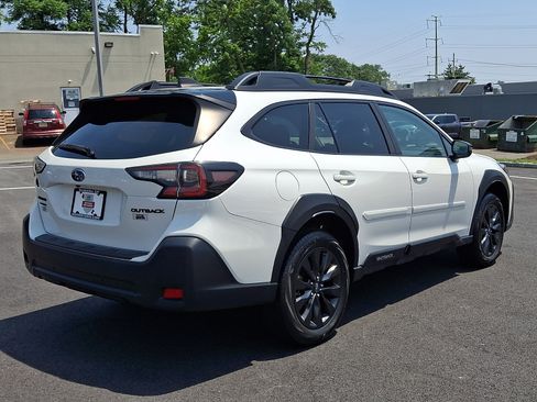 Certified 2023 Subaru Outback Onyx Edition AWD/4WD image 11