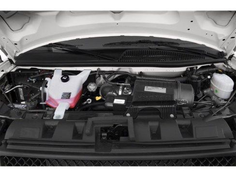 Used 2018 Chevrolet Express 2500 w/ Driver Convenience Package RWD image 13