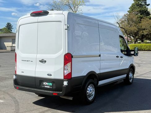 Used 2023 Ford Transit 250 Medium Roof AWD image 6
