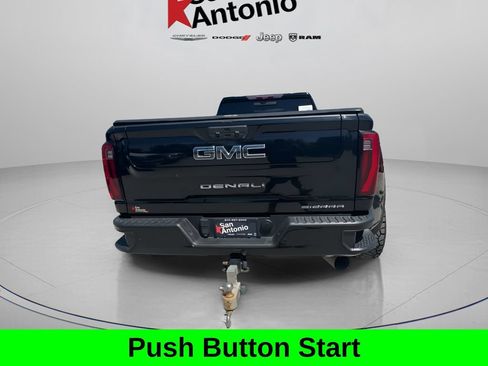Used 2024 GMC Sierra 3500 Denali Ultimate AWD/4WD image 12