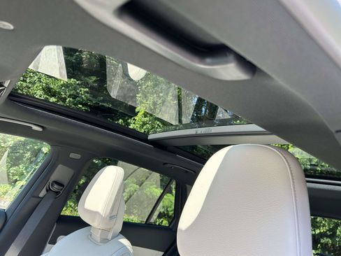 New 2027 Mercedes-Benz GLC 300 image 22