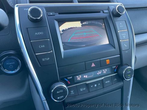 Used 2015 Toyota Camry LE image 22