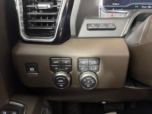 Used 2025 GMC Sierra 1500 Denali w/ Technology Package AWD/4WD image 20