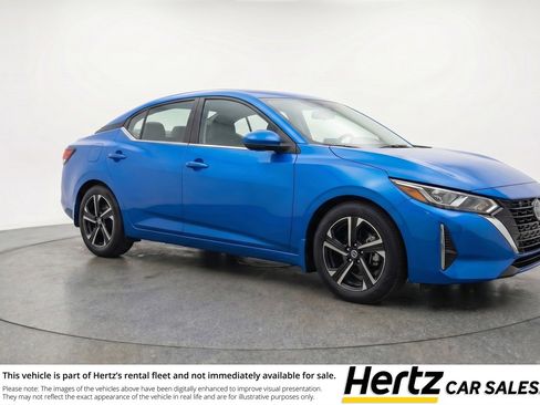 Used 2025 Nissan Sentra SV image 1